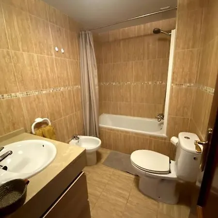 In Torremolinos, Av Palma De Mallorca Nº 12 توريمولينوس